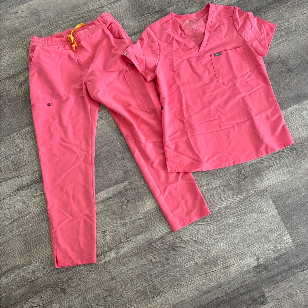 Figs scrub set